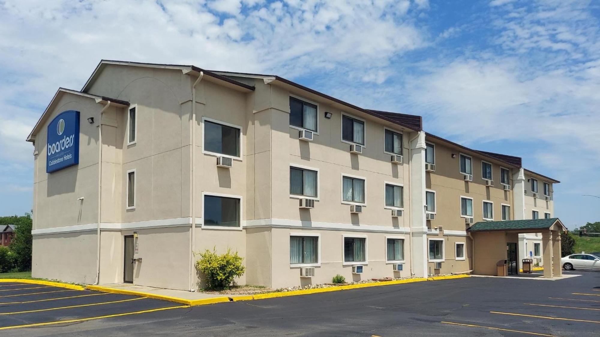 Boarders Inn & Suites By Cobblestone Hotels Waterloo Cedar Falls Екстериор снимка