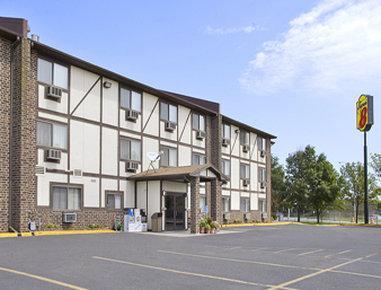 Boarders Inn & Suites By Cobblestone Hotels Waterloo Cedar Falls Екстериор снимка